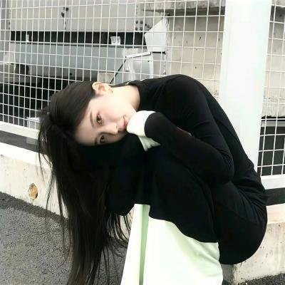 白色微笑
